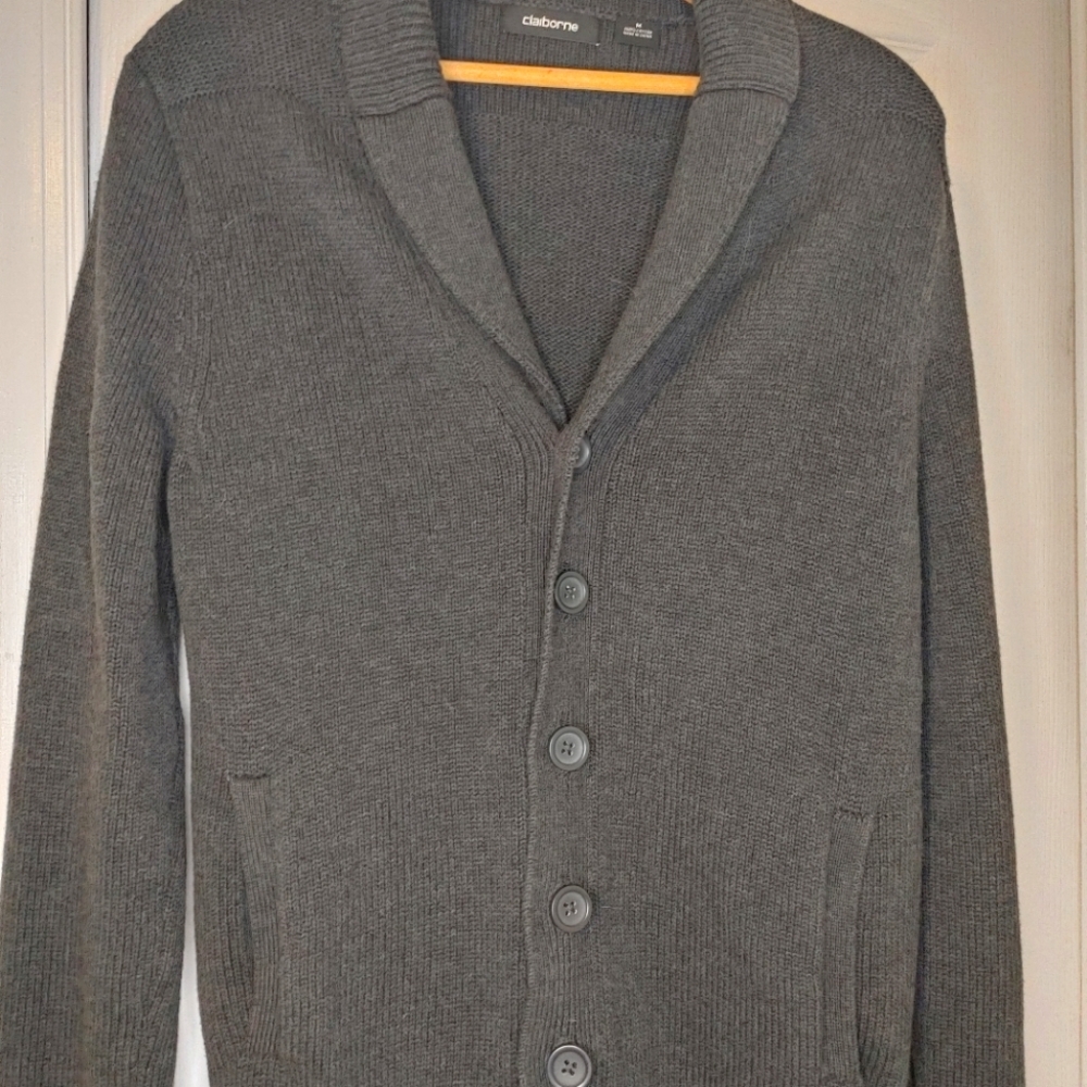 Men's gray cardigan